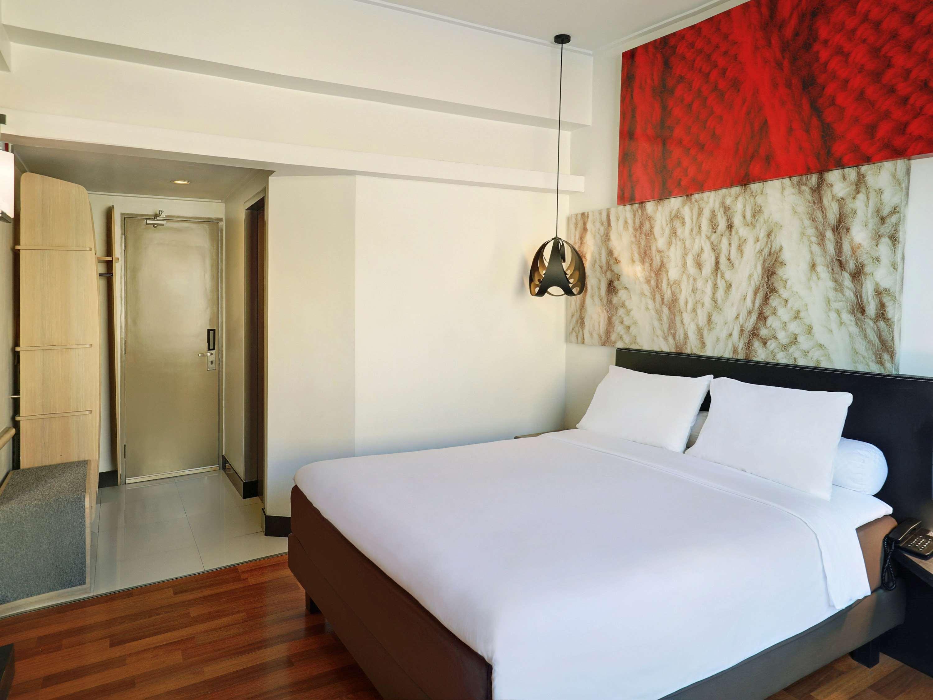 Ibis Malioboro Hotel Yogyakarta Exterior foto
