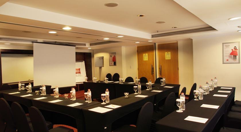 Ibis Malioboro Hotel Yogyakarta Exterior foto