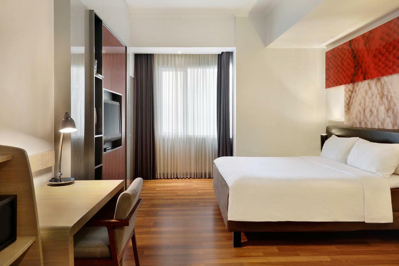 Ibis Malioboro Hotel Yogyakarta Exterior foto