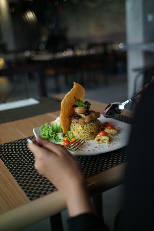 Ibis Malioboro Hotel Yogyakarta Exterior foto